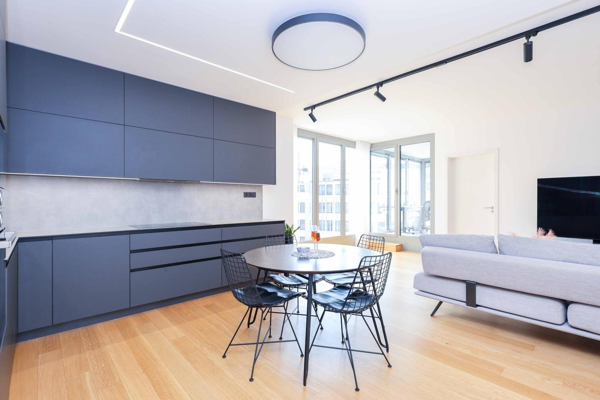 Апартаменти Downtown Luxe Retreat- Konventna Братислава Екстер'єр фото